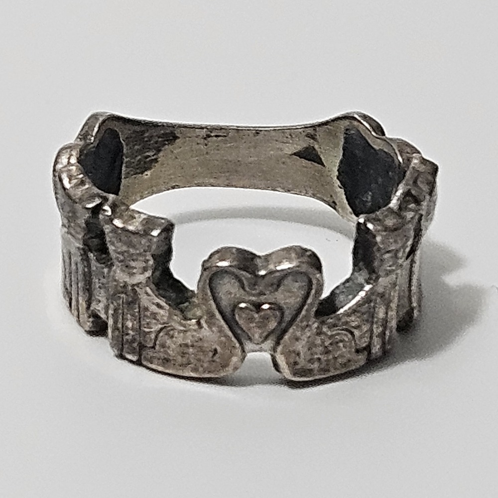 Artisan Sterling Silver Multiple Cat Ring Hearts Size 7.5